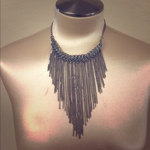 Guess Waterfall Chain Choker Necklace - Picture 3 of 3